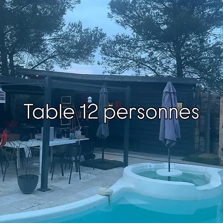 La Yourte De Nimes, Sauna, , Jacuzzi Piscine Et Aire De Jeux Privatif 4*